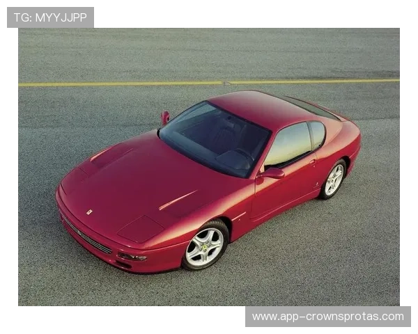 乔恩·琼斯训练完顺手买了辆法拉利当买菜车