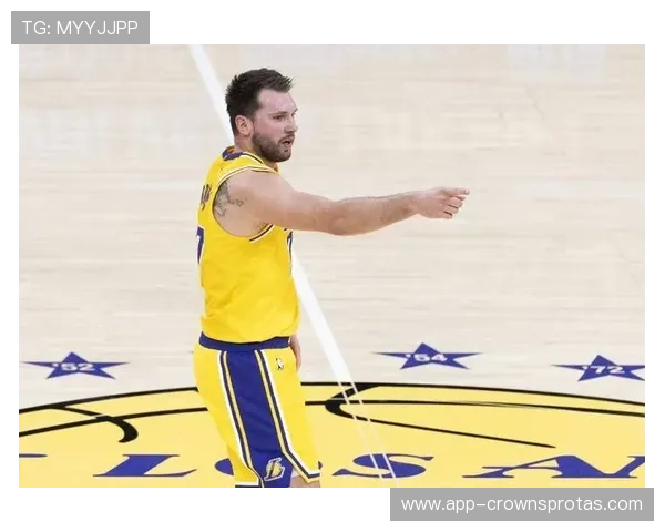 东契奇挡拆拉开空间助威少数点连续得分效率提升明显