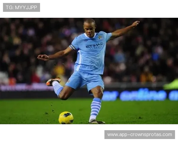 孔帕尼训练完直接去开私人飞机？