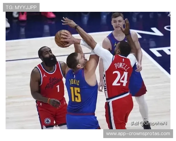 约基奇季后赛关键挡拆效率超哈登，主导掘金攻防转换