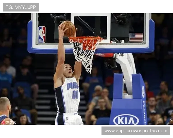 康利无球跑动提升进攻效率，改变灰熊战术结构